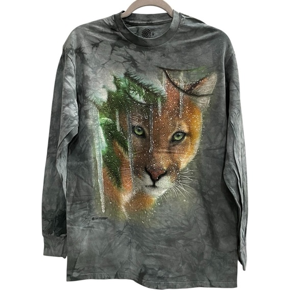 The Mountain Gray Shirt with Cougar Design Size Medium - Picture 1 of 4